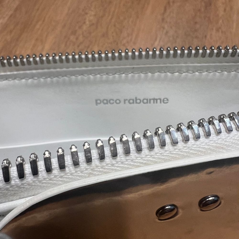 Paco Rabanne Mirrored Silver element Dragonne Wristlet bag pouch clutch - Picture 8 of 15